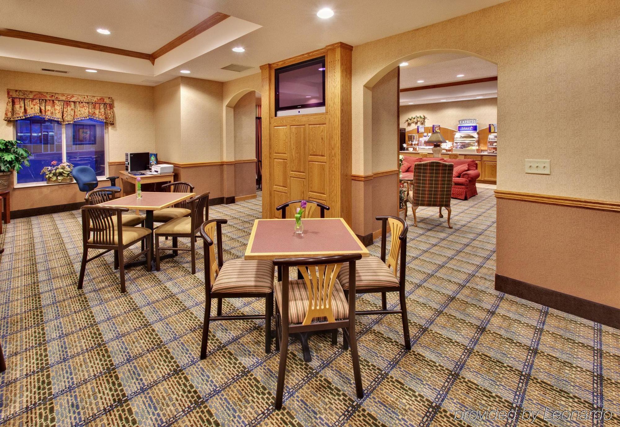 Hotel Holiday Express & By Ihg Clinton